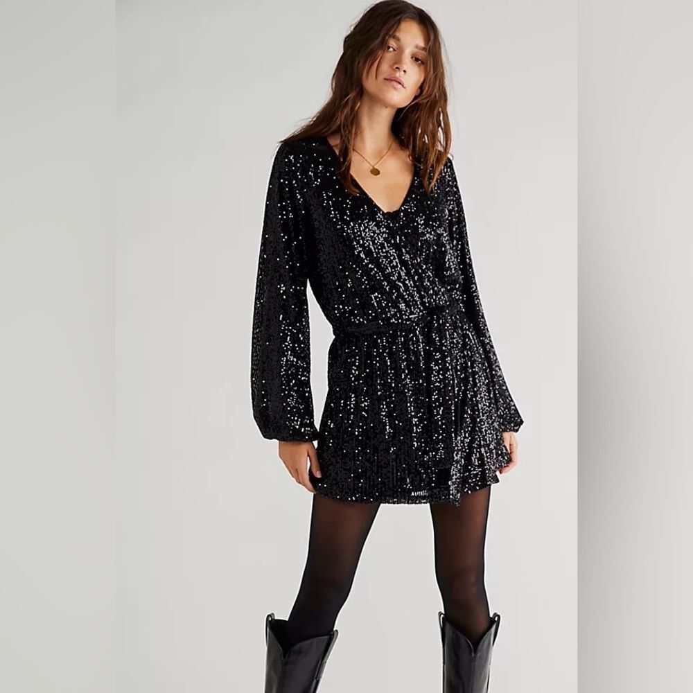 New FREE PEOPLE Christa Black Wrap Sequin Romper Mini Dress Long Sleeves Size XS